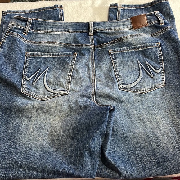 Maurice’s Regular Jeans - Picture 4 of 11